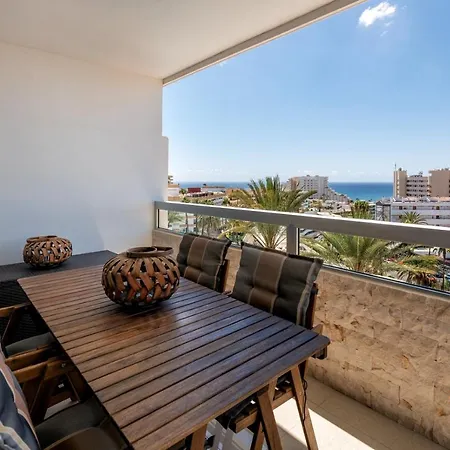 Esther's Sea View
